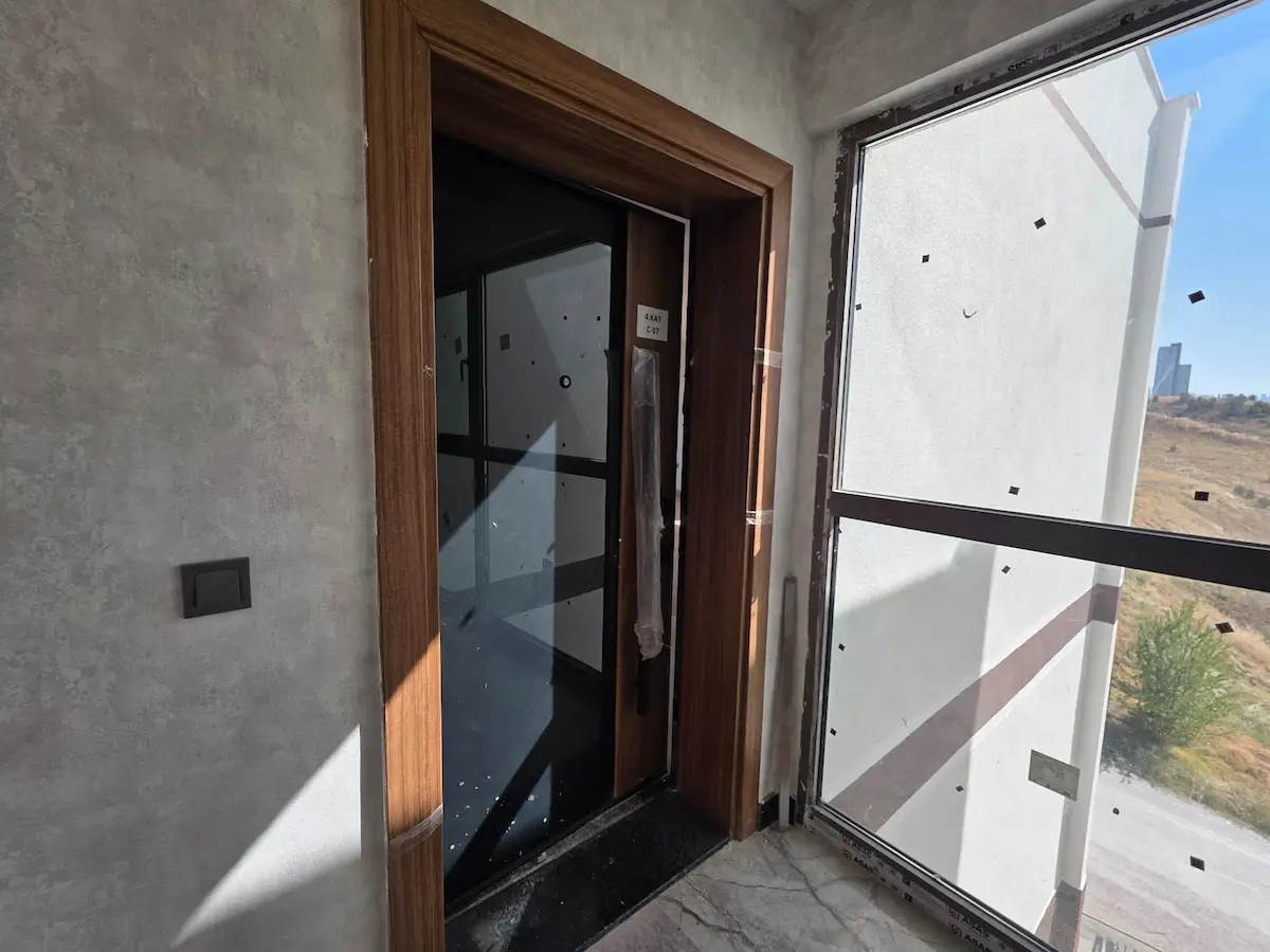 ÇAYYOLU GARDENIA DA GORDİON AVM YAKINI SIFIR 4+1 SON KAT