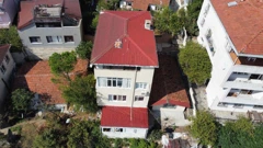 SARIYER TUNCAY ARTUN CADDESINDE KAPANMAZ MANZARALI SATILIK BINA