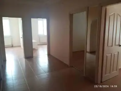 CADDE ÜZERİ GENİŞ 3.5+1 KİRALIK