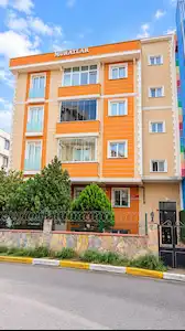 REMAX NAFİ'DEN KURTKÖY MAH KİRALIK 1.5+1  KISMİ EŞYALI ÇATI KATI