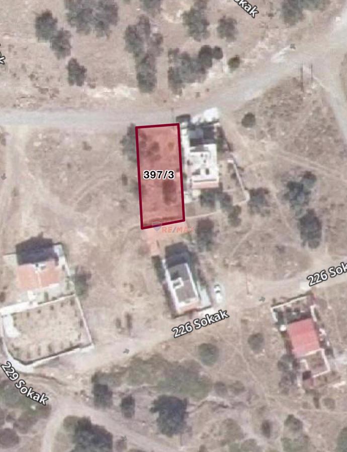 İZMİR DİKİLİ ÇANDARLI'DA VİLLA İMARLI SATILIK ARSA 