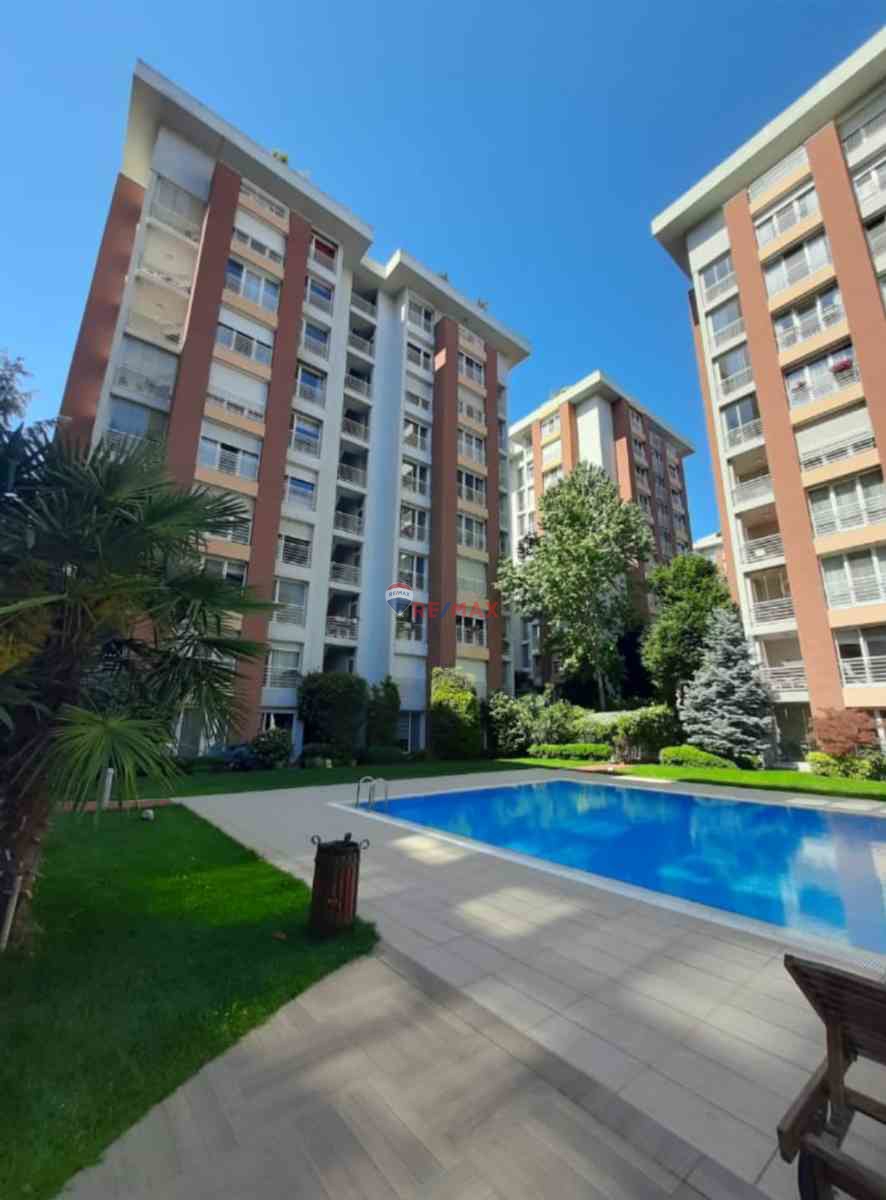 ATAŞEHIR 7000A RESIDENCE SİTESİNDE HAVUZLU, GÜVENLİKLİ MUHTEŞEM 4+1