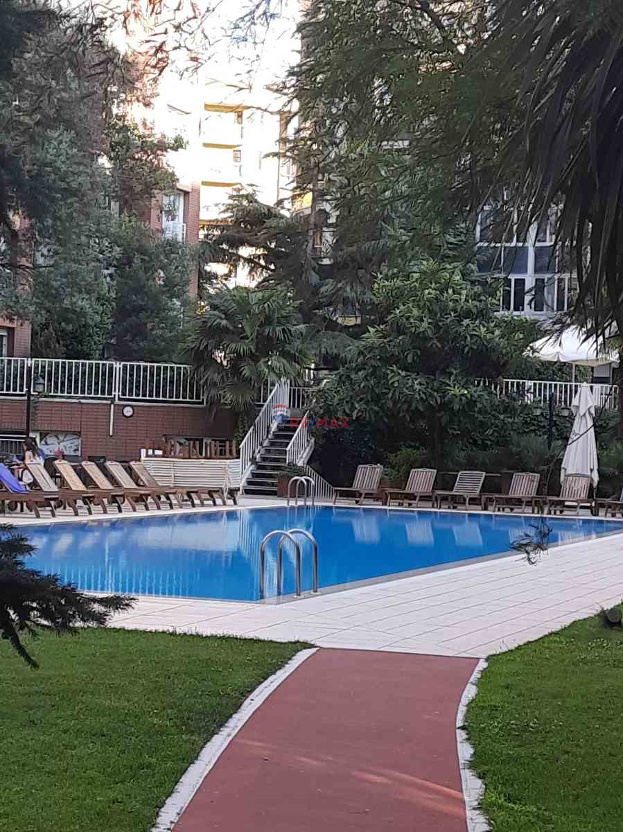 ATAŞEHIR 7000A RESIDENCE SİTESİNDE HAVUZLU, GÜVENLİKLİ MUHTEŞEM 4+1