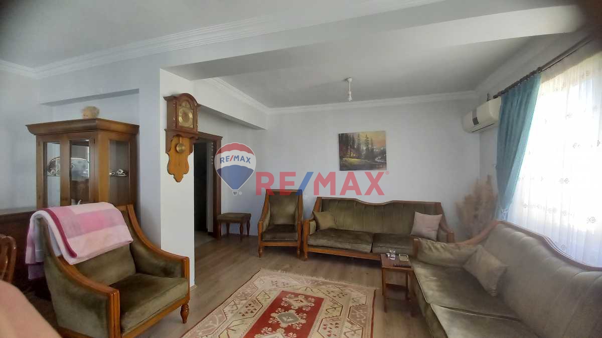 DENİZEVLERİ'NDE SAHİLE 40 METRE SATILIK DUBLEKS DAİRE