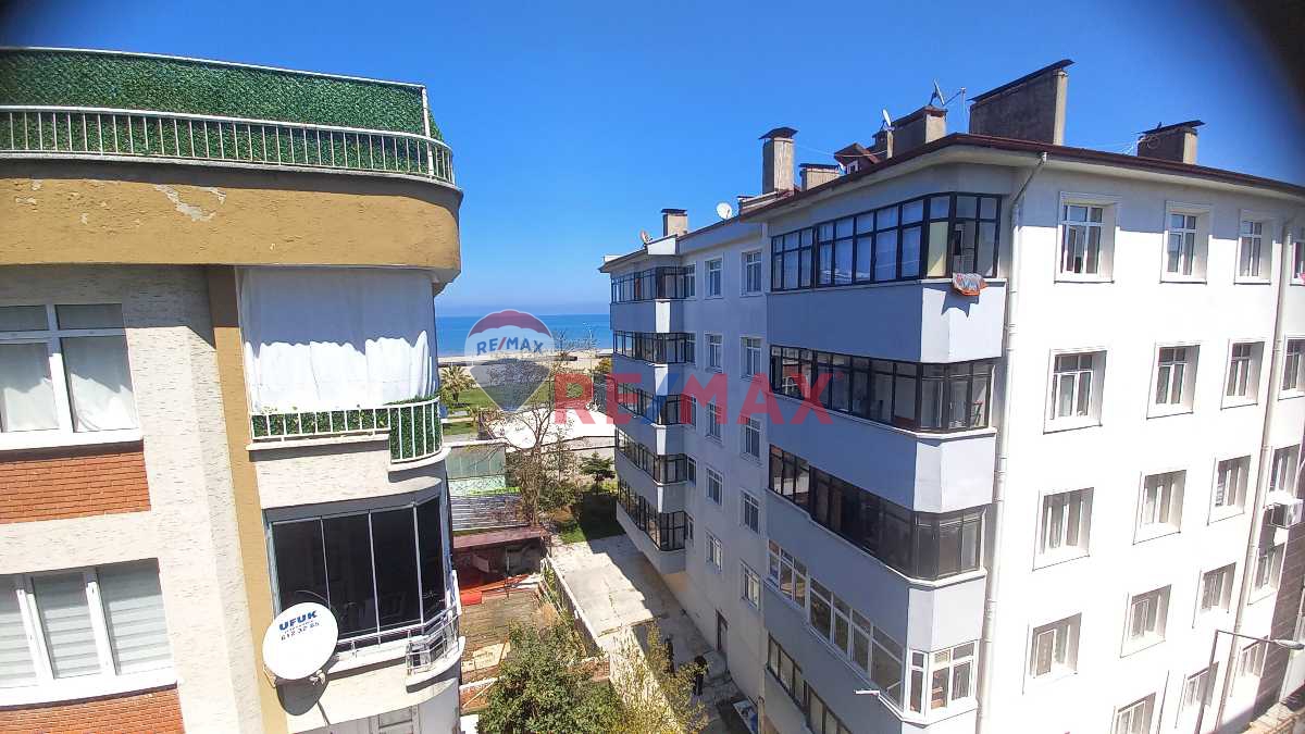 DENİZEVLERİ'NDE SAHİLE 40 METRE SATILIK DUBLEKS DAİRE