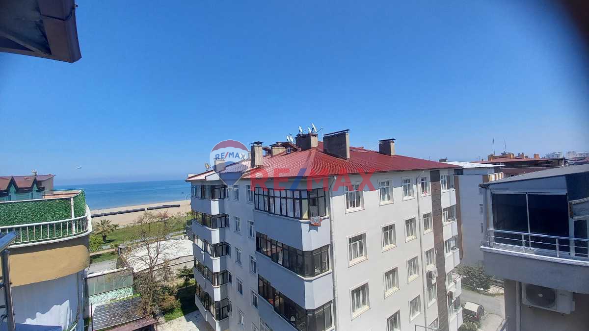 DENİZEVLERİ'NDE SAHİLE 40 METRE SATILIK DUBLEKS DAİRE