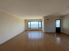 KORDONBOYU SAHİLDE KAPANMAZ DENİZ MANZARALI SATILIK DAİRE