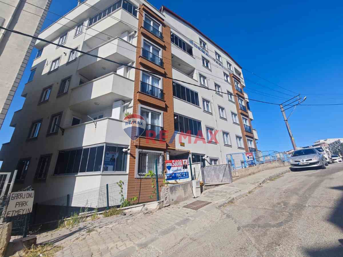 GEBZE KÖŞKLÜ ÇEŞME MAHALLESİ' NDE SATILIK (2+1) DAİRE
