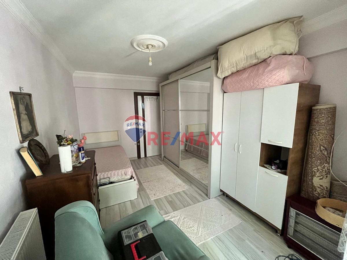 KELEPİR EDİRNE YANCIKÇI MAHALLESİ 4+1 180M2 TERS DUBLEKS