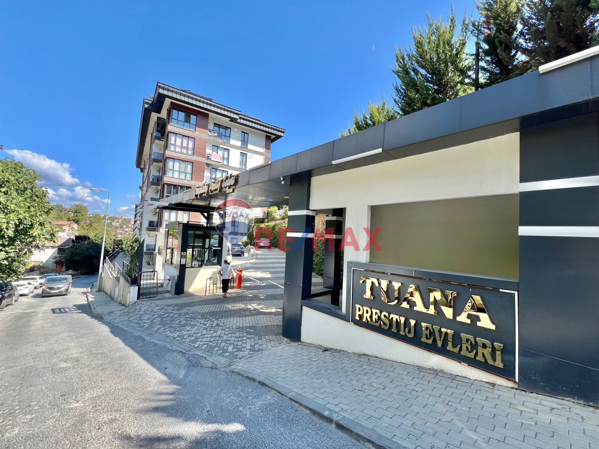 ÜSKÜDAR TUANA PRESTİJ EVLERİNDE BOŞ 2+1 BALKONLU SATILIK DAİRE