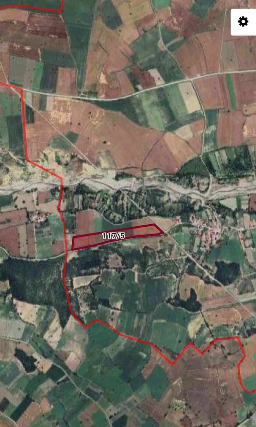 SAMSUN VEZİRKÖPRÜ ORUÇ MEVKİİNDE YERLEŞİME YAKIN TARLA