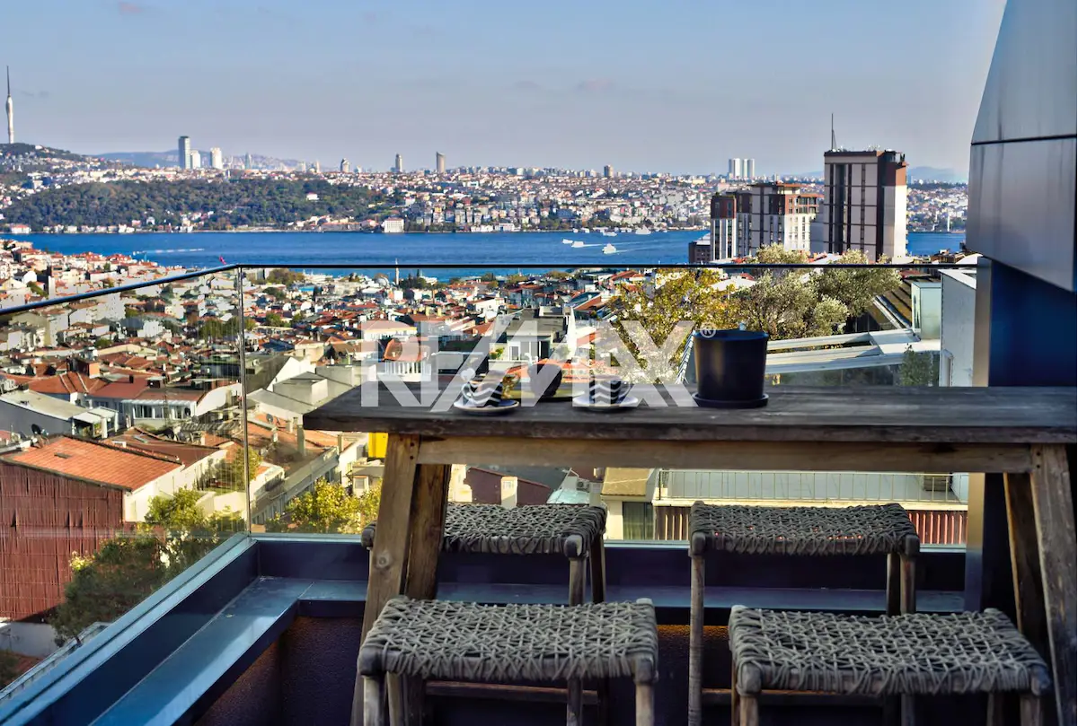 NIŞANTAŞI ŞAKAYIK SOKAKTA BOĞAZ & ŞEHIR MANZARALI SATILIK