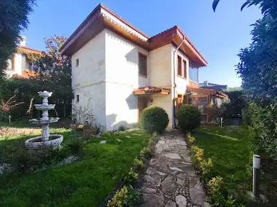 ŞİLE'DE ORMAN İÇERİSİNDE 415 METREKARE ARSA PAYDA MÜSTAKİL BAHÇELİ SATILIK VİLLA