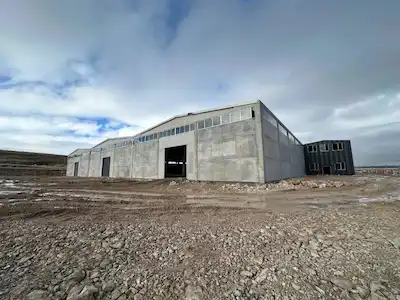 AFYONKARAHİSAR ŞUHUT OSB'DE 6580M2 KAPALI ALANLI KİRALIK SIFIR FABRİKA