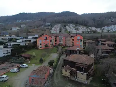 REMAX MAVİ'DEN SAPANCA'DA GÖL MANZARALI SATILIK 2+1 DAİRE