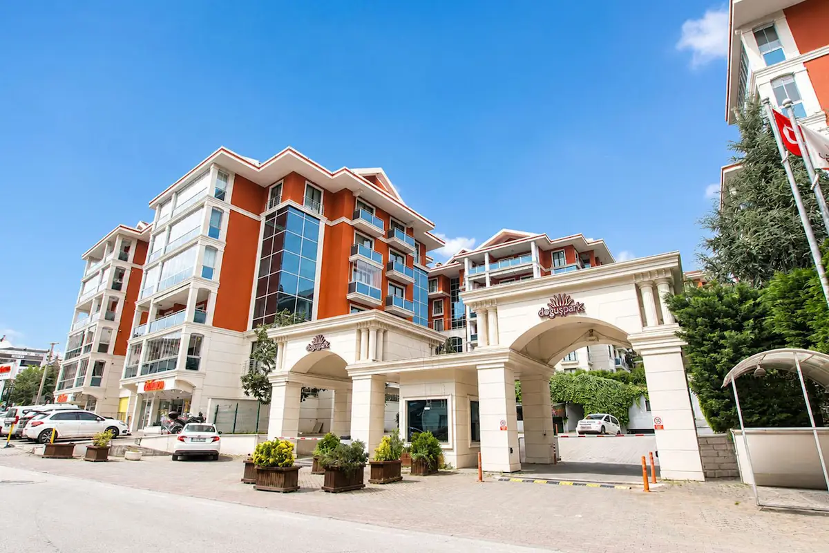 REMAX BEYAZ DOĞUŞPARK SITESI SATILIK 2+1 BAKIMLI DAIRE
