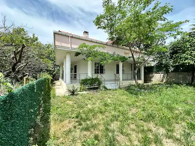 BÜYÜKÇEKMECE KAMİLOBA 400 M2 ARSASI 3+2 SATILIK MÜSTAKİL VİLLA