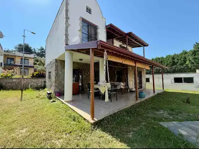 KUŞADASI SOĞUCAK BAKÜ SİTESİNDE MÜSTAKİL 3+1 SATILIK VİLLA