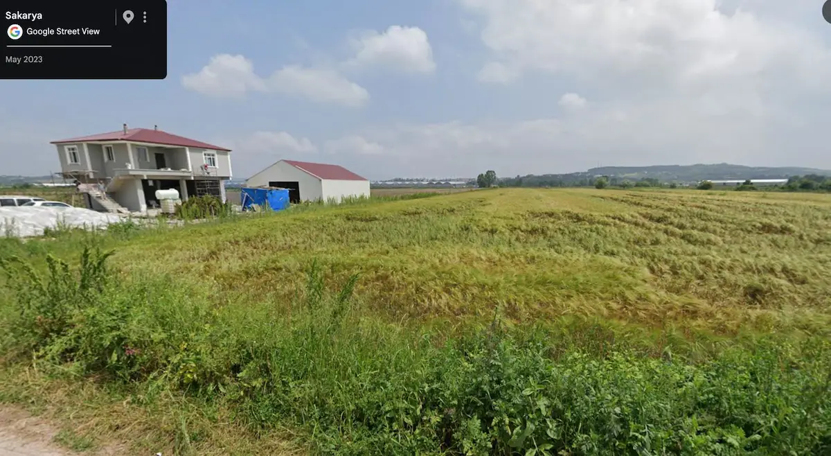 SÖĞÜTLÜ MERKEZ YOLA CEPHE 7405 M² SATILIK TARLA - BAHADIR EKER'DEN