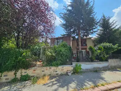 ÇAYYOLU ANADOLU 12 EVLER 'IN BÜYÜK BAHÇELI KÖŞE VİLLASI KIRALIK
