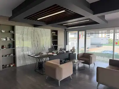 SAMSUN İLKADIM’DA GİRİŞ KAT 500 M² EŞYALI KURUMSAL OFİS | 2021 YAPIM