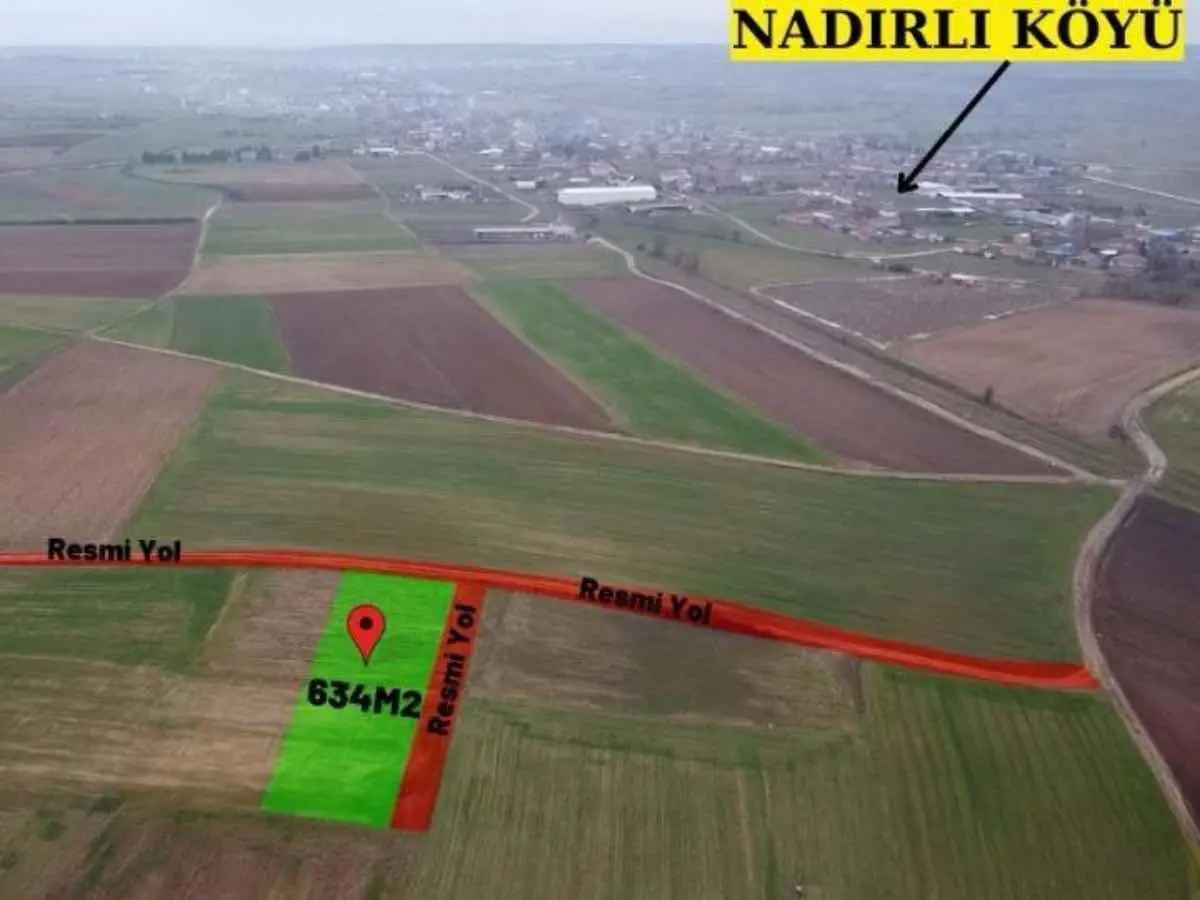 BABAESKİ NADIRLIDA 634 M² | 2 CEPHESİ YOLA CEPHELİ | BAĞ TAPU