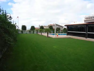 BÜYÜKÇEKMECE KARAAĞAÇ’TA DOĞA EVLERİ’NDE 7+2, 750 M² NET, GÜNEY-DOĞU CEPHELİ LÜKS VİLLA