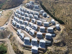 GÜZELBAHÇE KAHRAMANDEREDE DENİZ MANZARALI 5+1 VİLLA