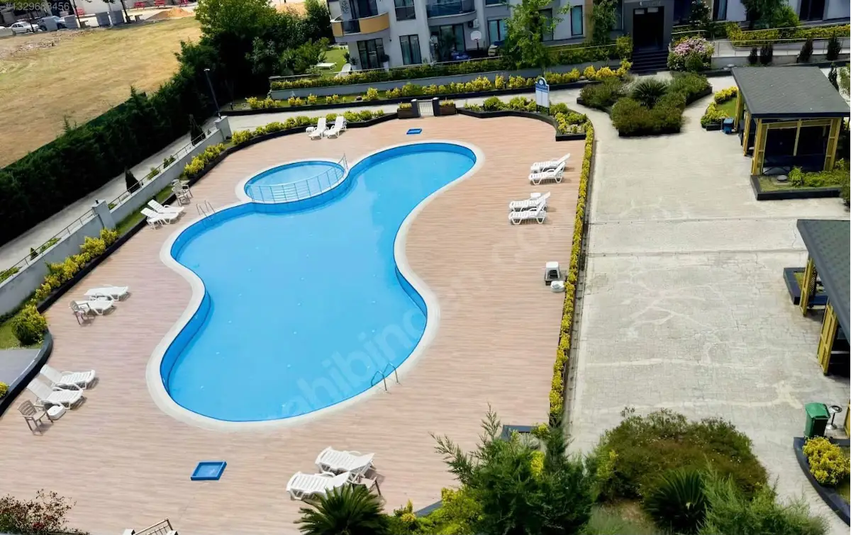 REMAX'DAN SANCAKTEPE ILGIN KONAKLARIN'DA SATILIK 1+1 DAİRE
