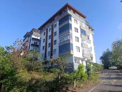 YENİCUMA SGK YANINDA DENİZ MANZARALI İÇİ SIFIR YAPILI LÜKS 3+1