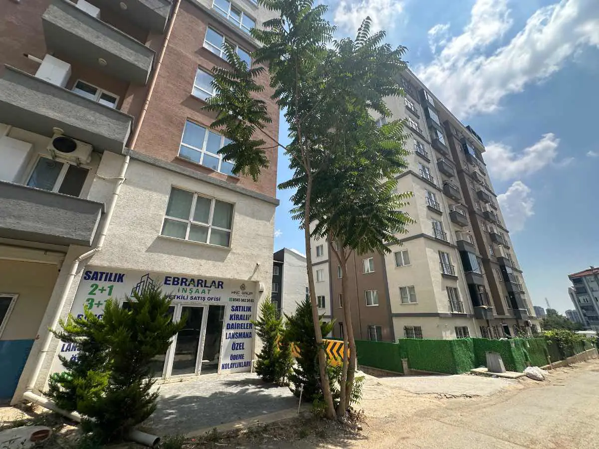 PENDİK VELİBABA MAHALLESİ'NDE SATILIK 2+1 BOŞ DAİRE