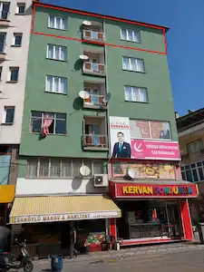 MANİSA DEMİRCİ SATILIK ÇEREŞENİN GÖBEĞİNDE DAİRE