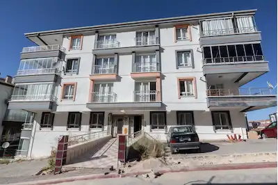 ŞEHİT KUBİLAY MAHALLESİNDE ASANSÖRLÜ BİNADA SATILIK 2+1 KONUT