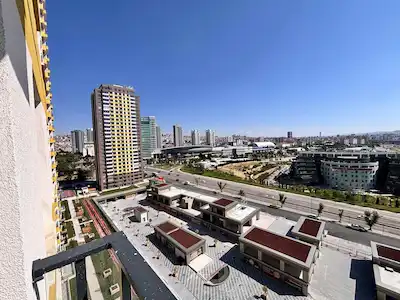 REMAX LEVEL'DAN ADRES ANKARA'DA HASTANE CEPHE 2+1 KİRALIK DAİRE