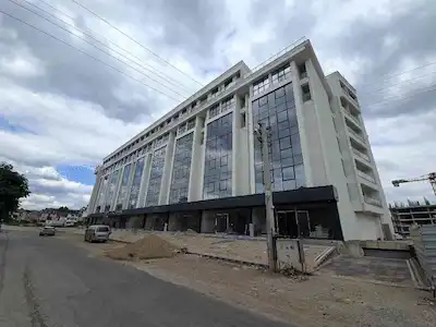 RE/MAX GÜVENCESİYLE KOCAELİ METROPOL RESİDENCE 2+1 EŞYALI DAİRE