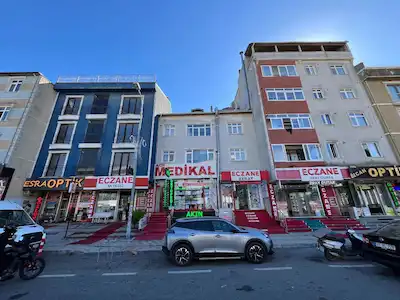 İLHAN VARANK EAH'Sİ KARŞISI, ECZANE KİRACILI SATILIK DÜKKAN