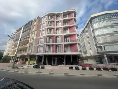 TEKİRDAĞ ÇORLU'DA KOMPLE SATILIK BİNA