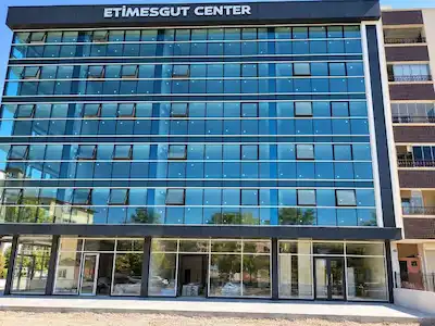 ETİMESGUT CENTER ADLİYE YANI GENİŞ FERAH KİRALIK OFİS