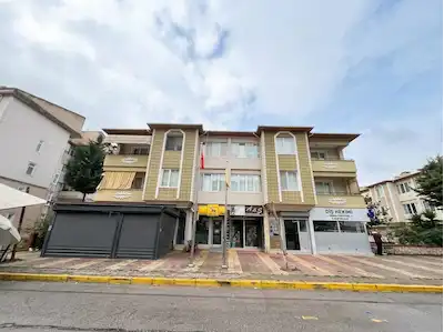 DERINCE 60 EVLER MERKEZDE 3+1 SATILIK DÜZ DAIRE