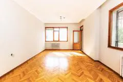ZİVERBEY MİNÜBÜS CADDESİ ÜZERİNDE MERKEZİ KONUMLU 3+1 DAİRE