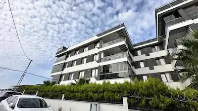 REMAX SERAP ASLANDAN KAVAKLI BAHÇE KONAKLARI SATILIK!