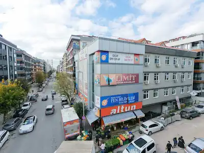 AVCILAR REŞİTPAŞA CADDESİNDE KOMPLE KİRALIK 2 KAT 800 M2