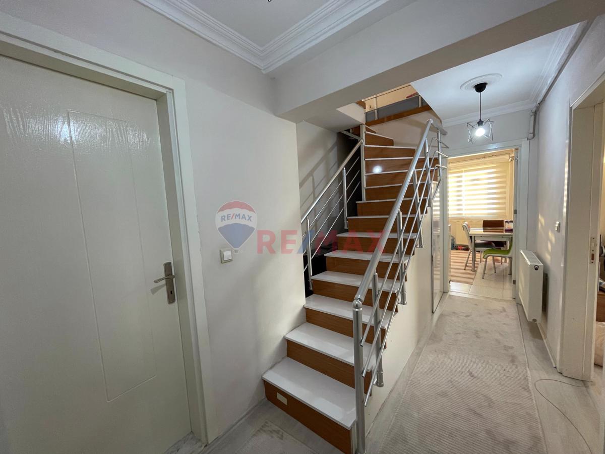 REMAX MODEL DENIZLI'DEN SÜMER'DE SATILIK DUBLEKS DAIRE
