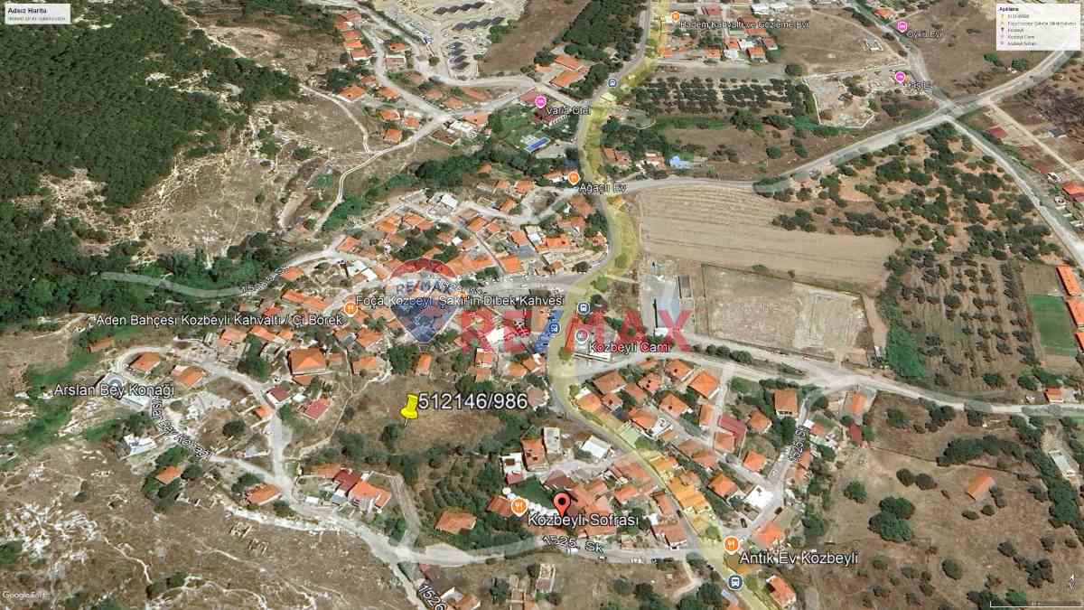 FOÇA KOZBEYLİ KÖYÜN TAM MERKEZİNDE 996 M2 KÖYİÇİ İMARLI ARSA