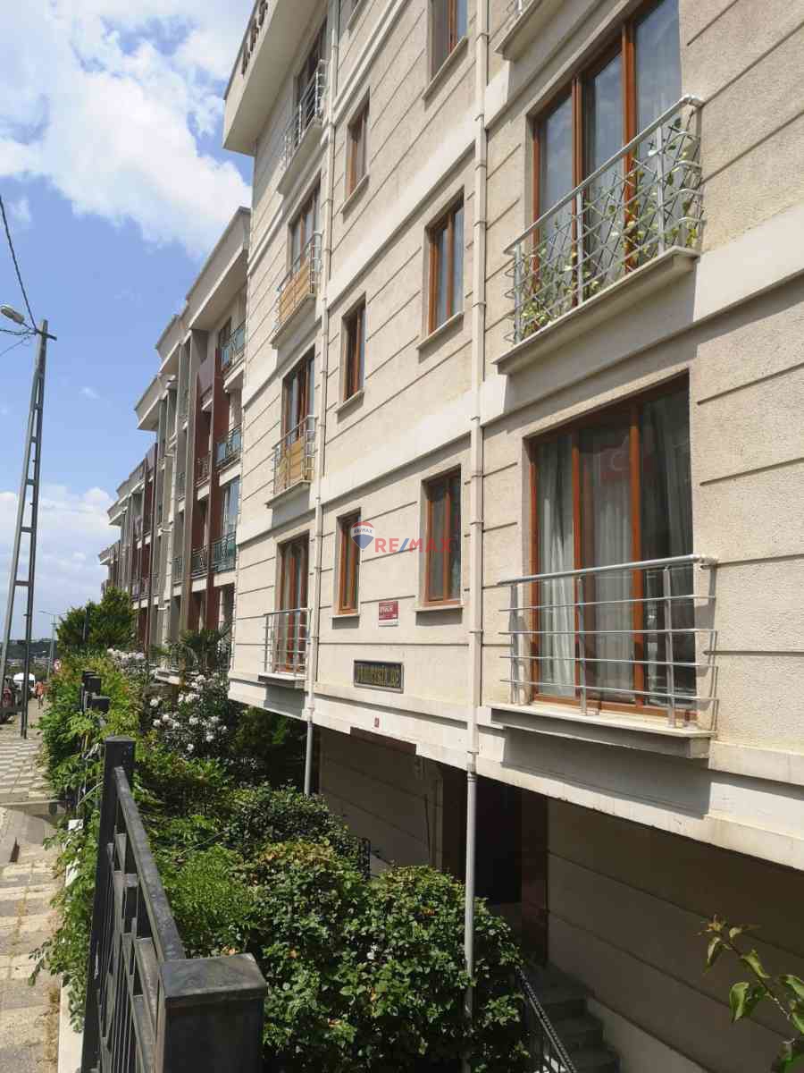 MALTEPE GİRNE MAHALLESİ FULL EŞYALI 3+1....NET 100M2 KİRALIK DAİRE