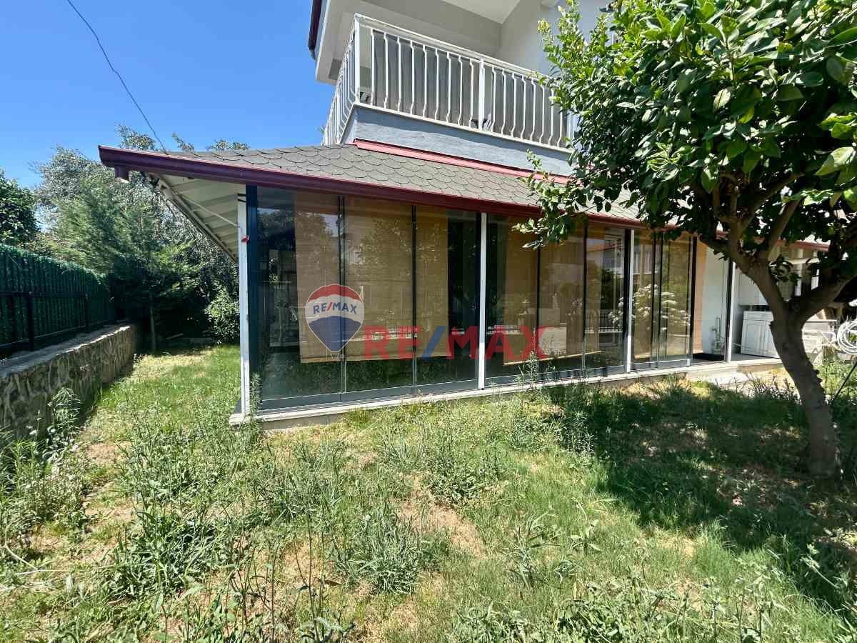 KÖŞE KONUMLU DENİZE 700 MT MASRAFSIZ DUBLEX YAZLIK