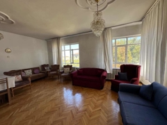 KÜÇÜKESAT CADDESİ ÜZERİNDE ÖN CEPHE ÖĞRENCİYE UYGUN KİRALIK DAİRE