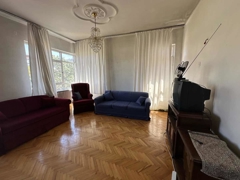 KÜÇÜKESAT CADDESİ ÜZERİNDE ÖN CEPHE ÖĞRENCİYE UYGUN KİRALIK DAİRE