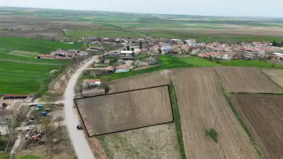 HAYRABOLU LAHANA MAHALLESİNDE SATILIK 1.961 M2 ARSA