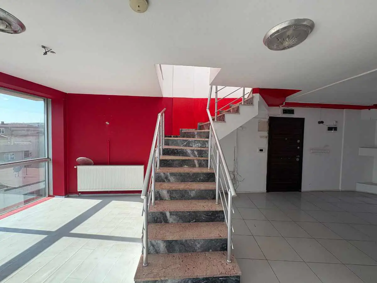 Property image 8